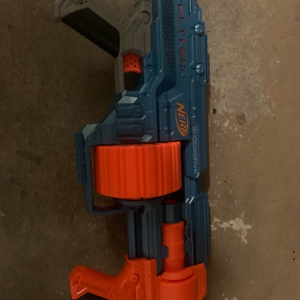 2 nerf guns